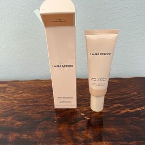 Laura Mercier Tinted Moisturizer with SPF 30, Color 1W1 Porcelain, NIB